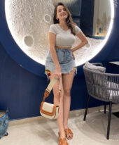 Call girls in Sector 37 Noida 8750020700 Escorts service