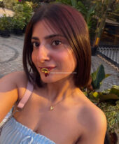 Call Girls Near Jharoda Kalan Delhi ❀8750020700❀ Book Russian Escorts ServiCe Delhi NCR